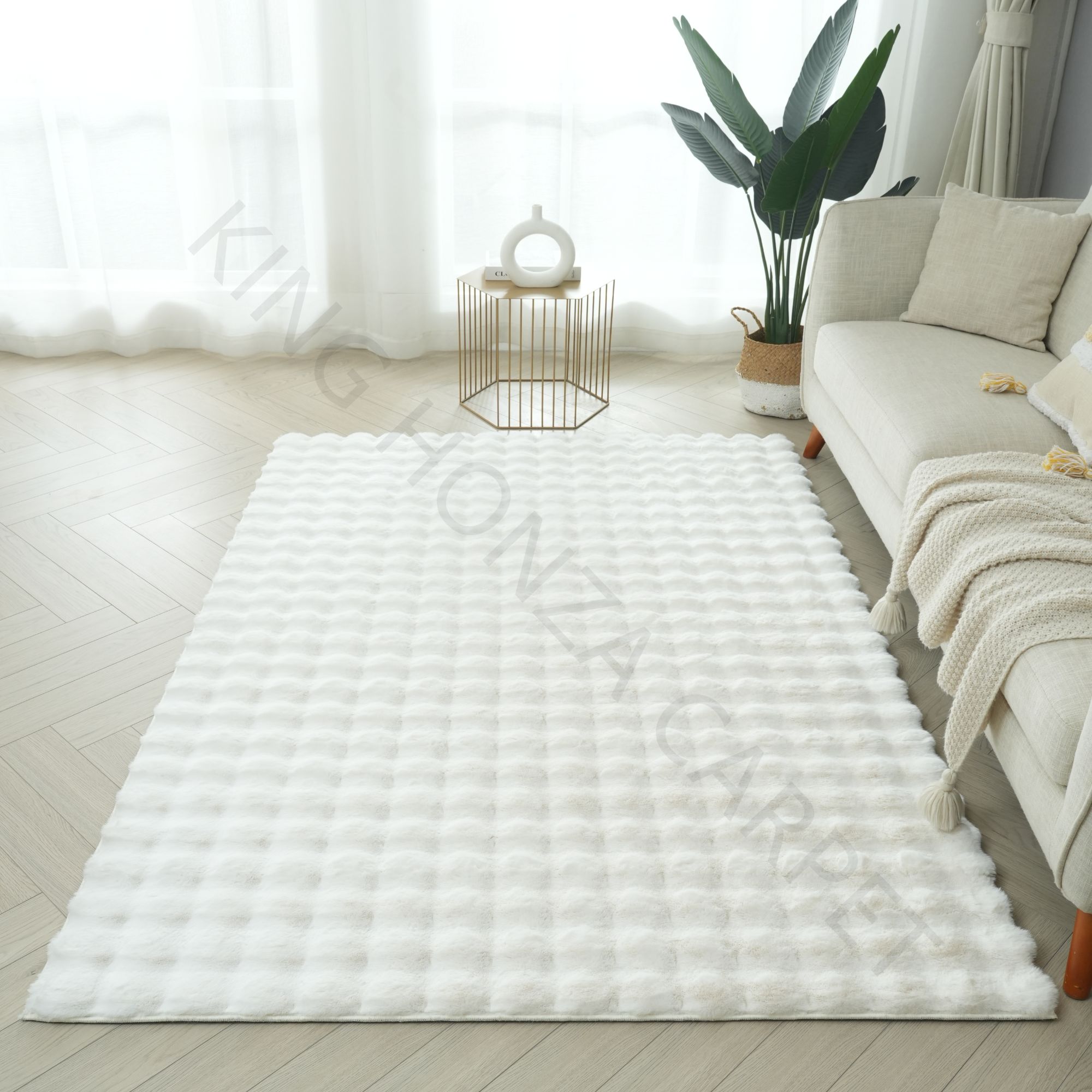 Modishtirikli yashil shag kilim bilan dekoringizni mustaqillikka yetkazing