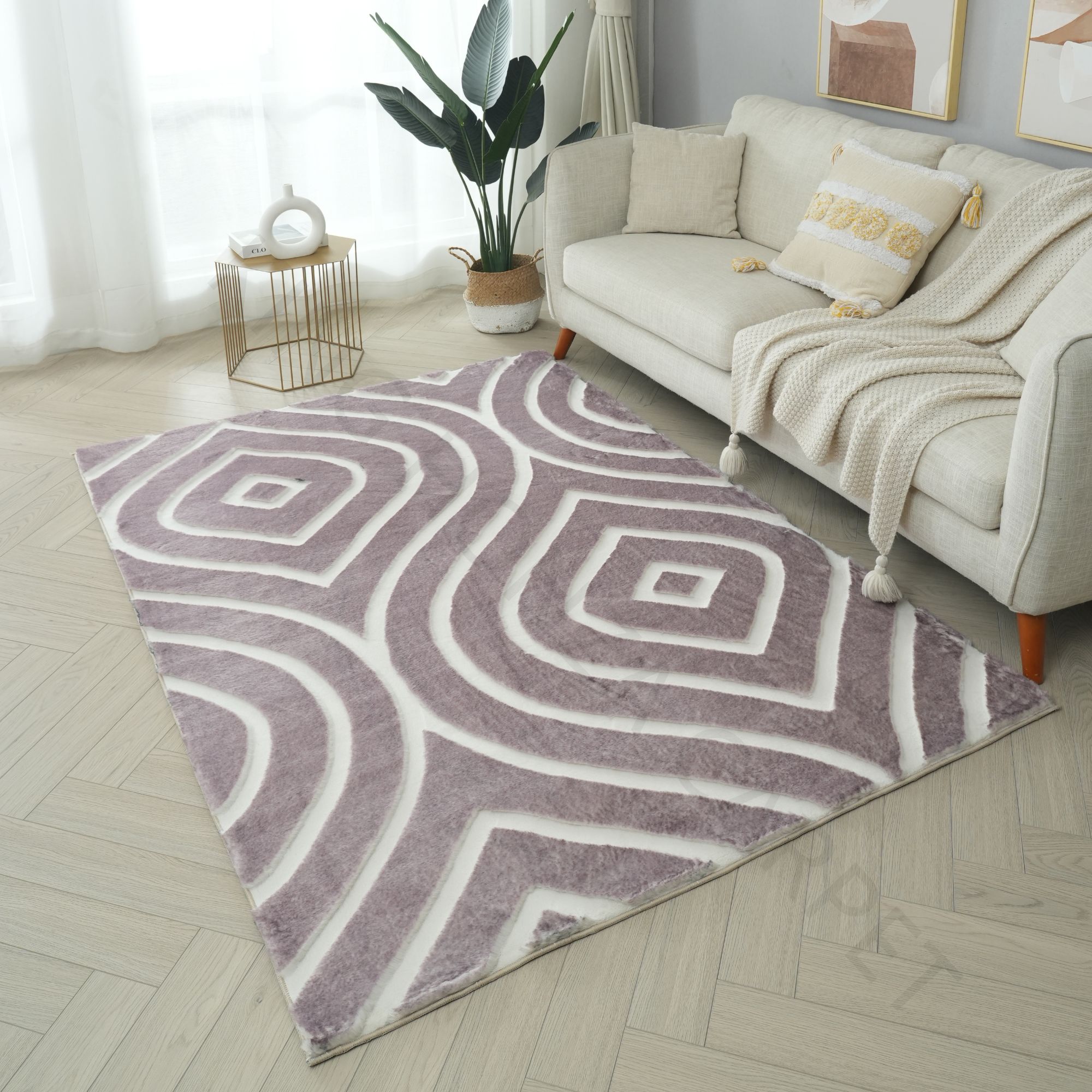 Үйдүн жарнамасы үчүн куулактык чечекли көрөмчө