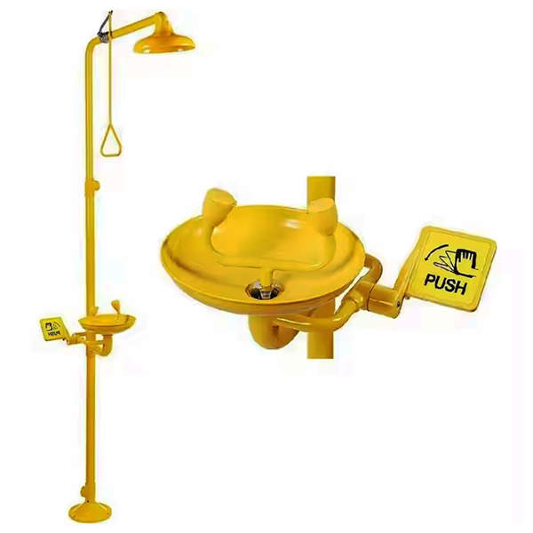 Компактное и простое в использовании средство для промывания глаз