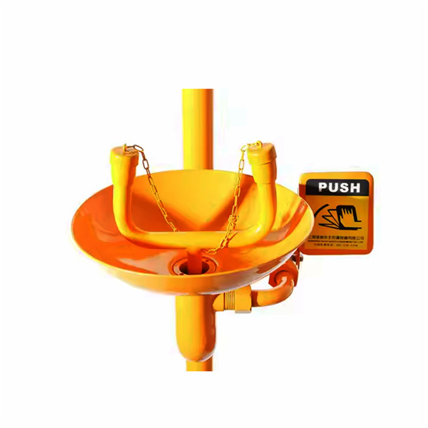 Kimya laboratuvarı güvenliği duşları hakkında yaygın yanlış anlaşılmalar