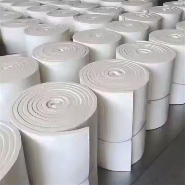 Keramički vatreni pokrivač