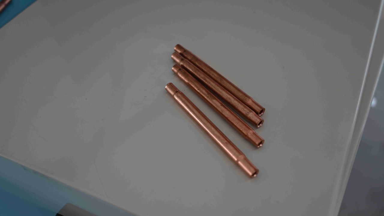 Ultimele progrese în tehnologia preselor de impragmat CNC