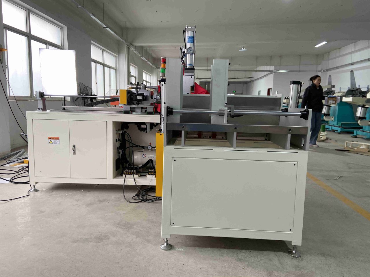 Obține perforări consistente în oțel cu mașina noastră