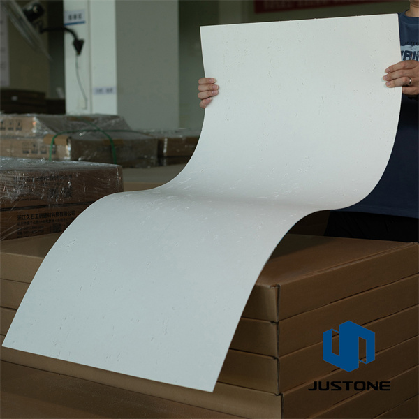 Why Travertine is the Best Choice for Your Home's Exterior Wall Cladding