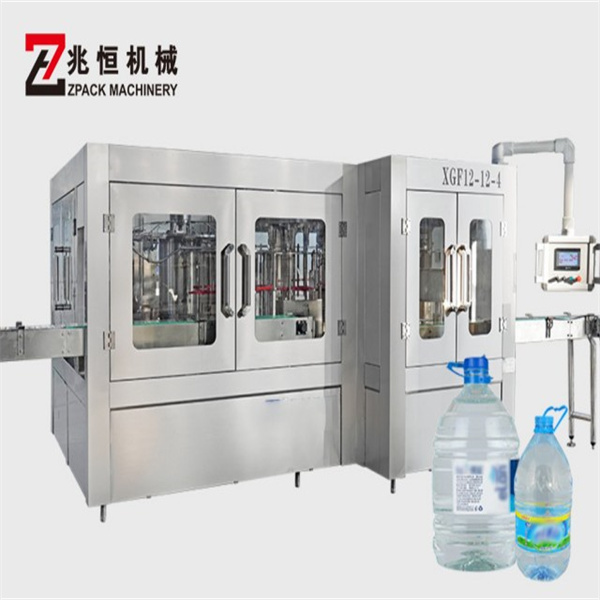 I Besuar nga Markat Kryesuese në Industrinë e Pijeve