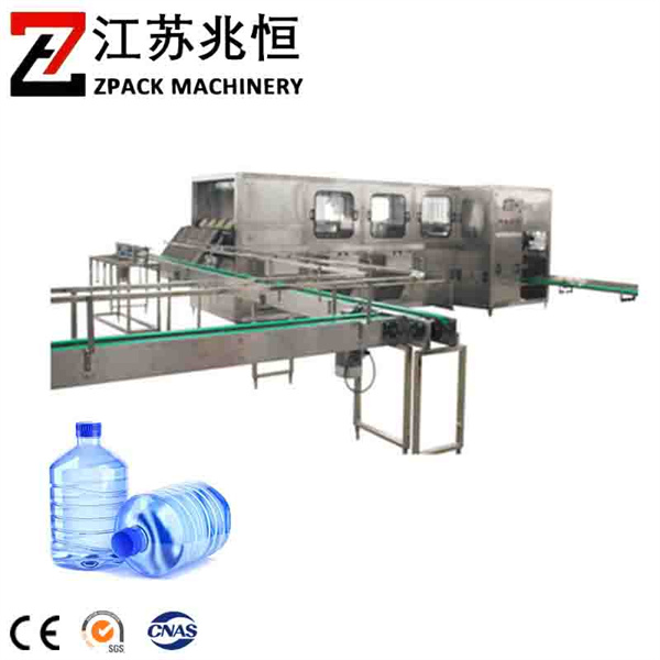 کارایی کسب‌وکار خود را با راه‌حل دستگاه پرکن گالن آب ما ارتقا دهید