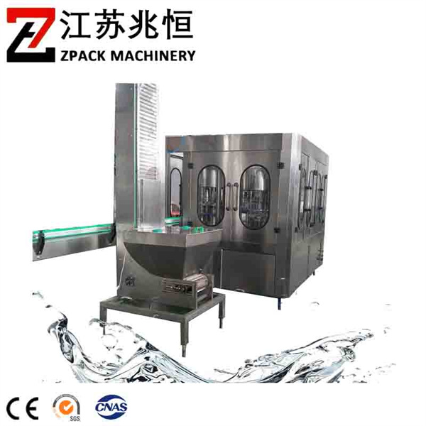 حل اقتصادي لتلبية احتياجات التعبئة بالجملة لزجاجات المياه