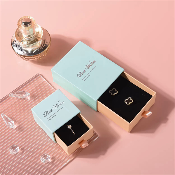 Suurendage oma hoiduva ruumi kasutades kandlikku paberitoidukasti