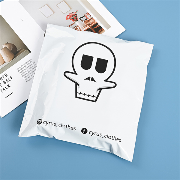 Níosaí a N-Íocfaí Nuair A Bhíonn Tú Ag Déanamh Saincheapadh ar Pholy Mailer