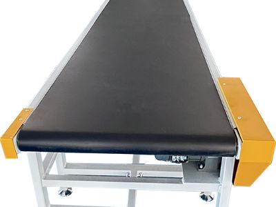 Efficient Transportation of Corrugated Cardboard with Intelligent Conveyors