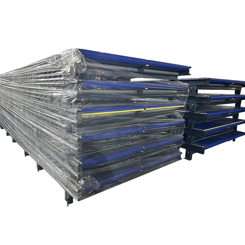 نظام نقل تلقائي لألواح الكرتون المقوّى من الحزام المستوي إلى آلة القطع