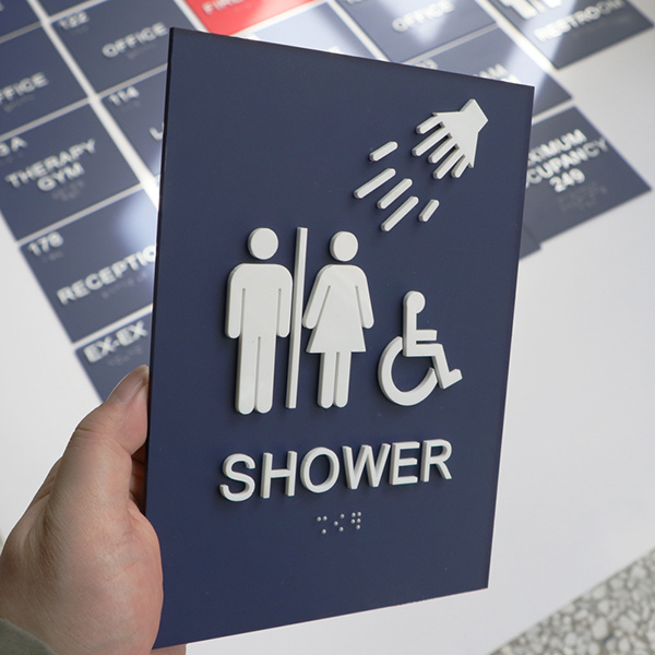 Maximize visibility with attention-grabbing 3D signs