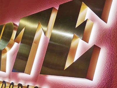 What Makes Lit Signs for Businesses a Smart Investment?