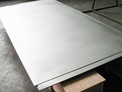 What Are the Key Uses of Alloy Steel in Aerospace and Automotive Industries?