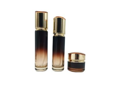 The Benefits of Using Glass Cosmetic Skincare Sets for Your Beauty Brand