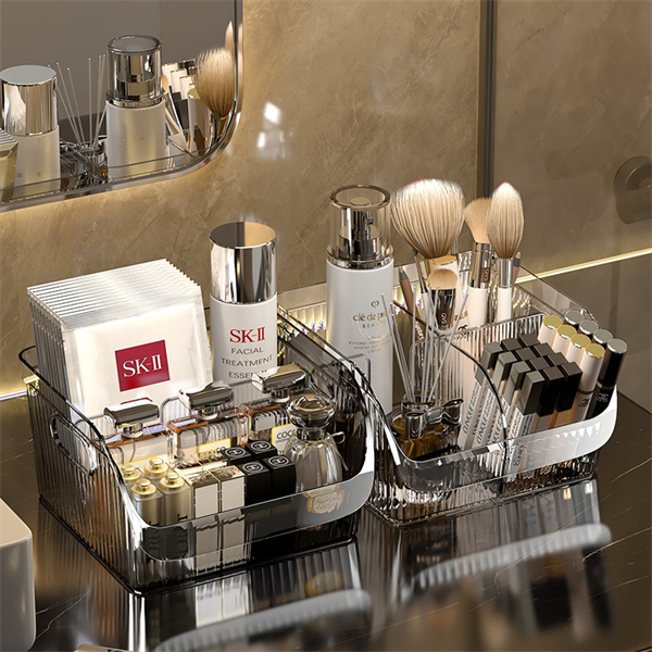 จัดเรียงเครื่องสำอางของคุณอย่างง่ายดายด้วยตู้เก็บเครื่องสำอาง