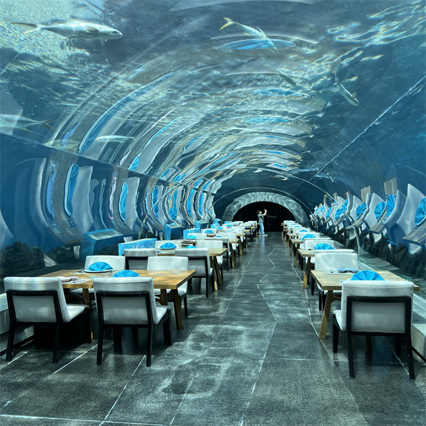 忘れられないウォーターシーフードレストランを発見してください opitner.io