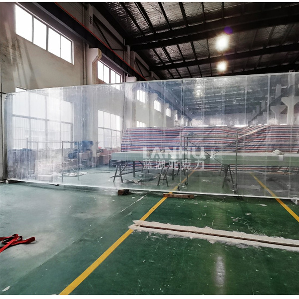 Стварање природног станишта у великом акваријуму за срећне и здраве рибе