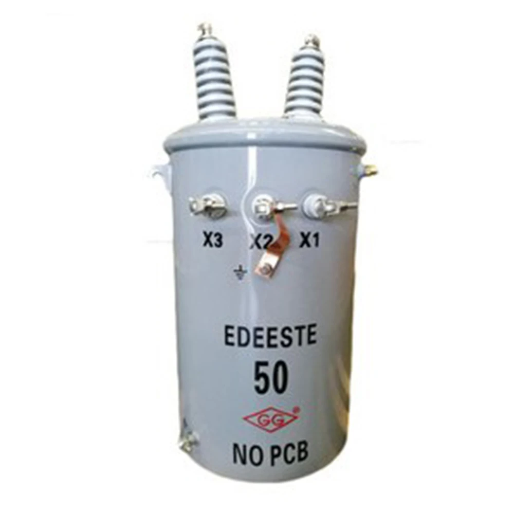 Single-phase pole mounted transformer