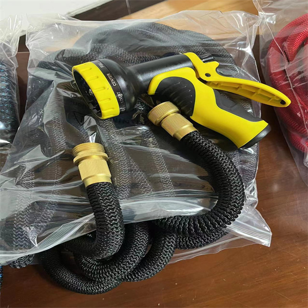 Φυλάξτε τον κήπο σας όρδεκτο και διοργανωμένο με ένα θρόνιο βάλτου