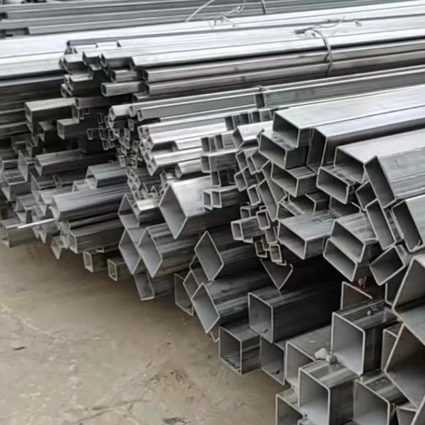 Esplorazzjoni tal-Versatilità tal-1/4 Tubu Galvanizzat f'Applikazzjonijiet Varji