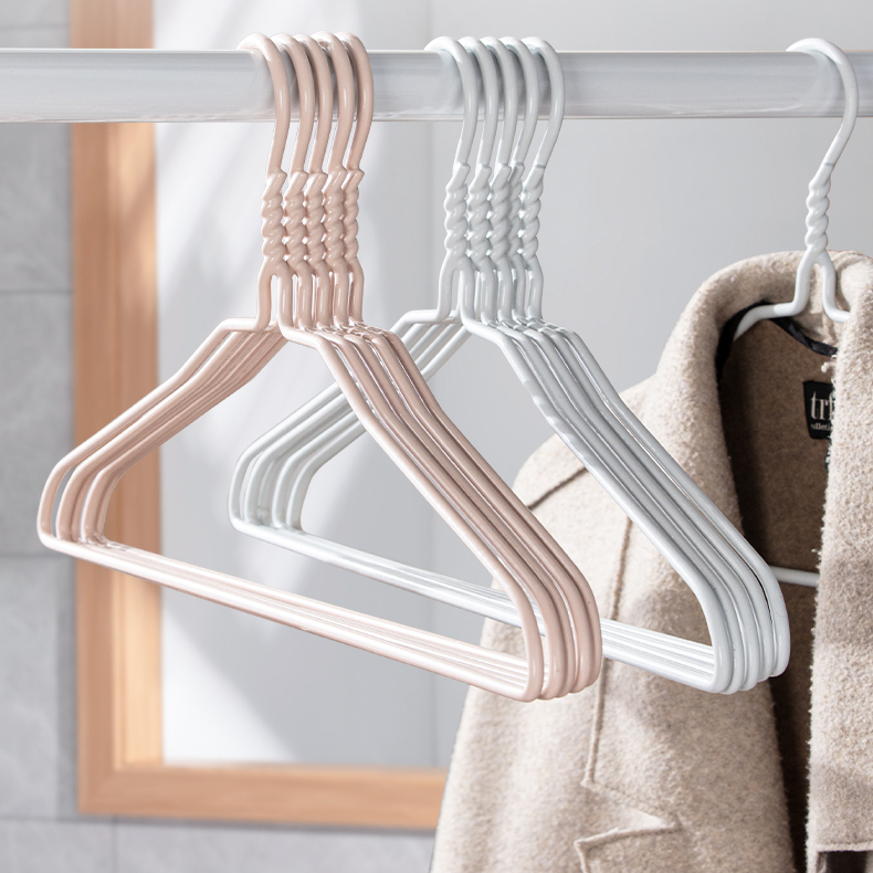Wholesale SY030 17" Thick Plastic Hanger PE Coating Q195 Steel Wire Coat Clothes Hangers Kleerhanger 10pcs/pack factory
