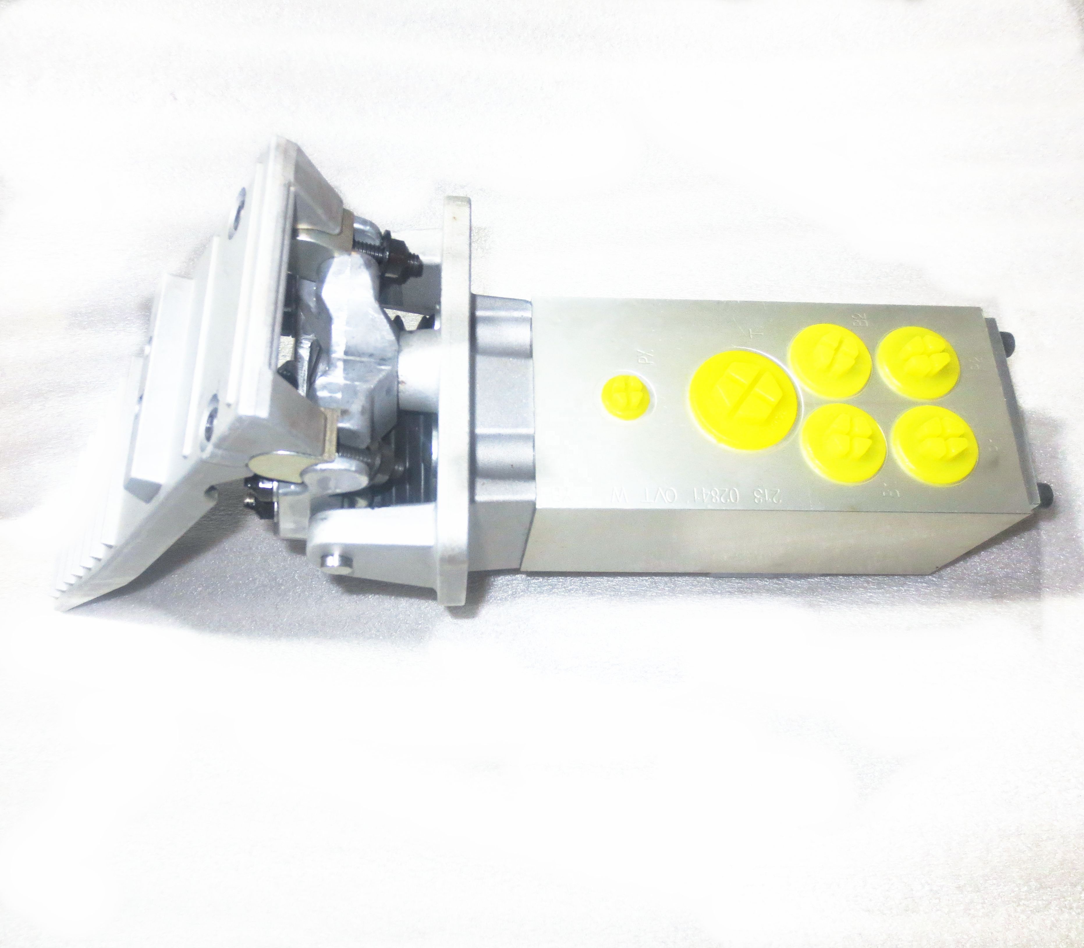 Terex Valve-Treadle 15248653 Terex Truck Spare Parts Terex TR50 Dump Truck Parts