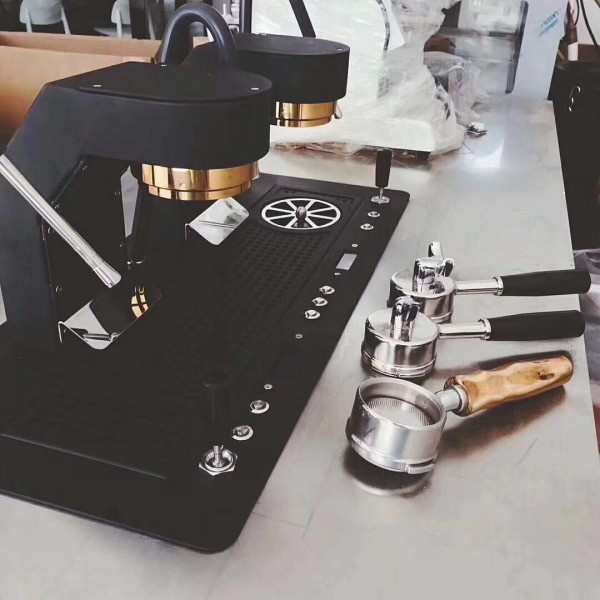 Comment moderniser votre café avec des équipements contemporains ?
