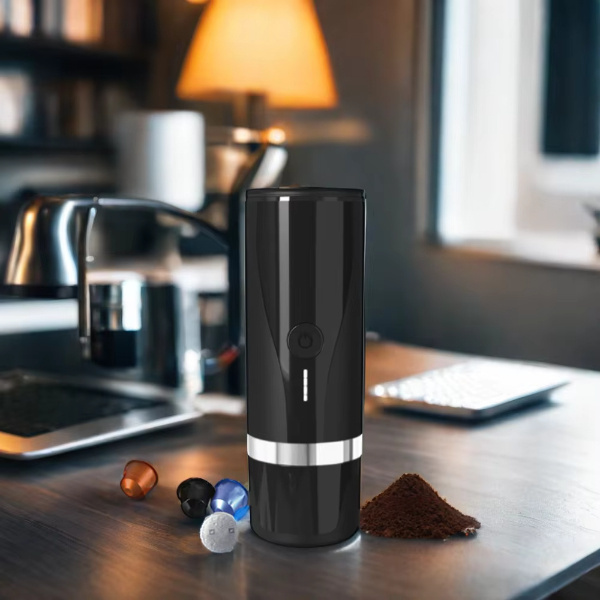 Disfruta de un delicioso momento de café con nuestro exprimidor de espresso portátil