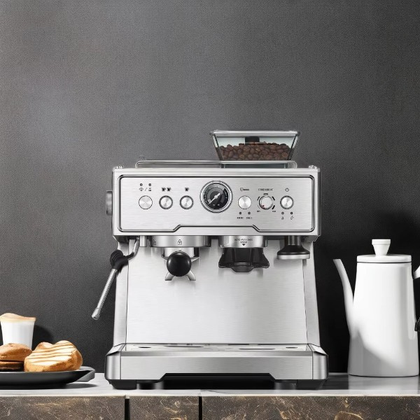 Nosta aamun rituaalisi seuraavaan tasoontoihin huippulaatuisella kotiespressokoneella