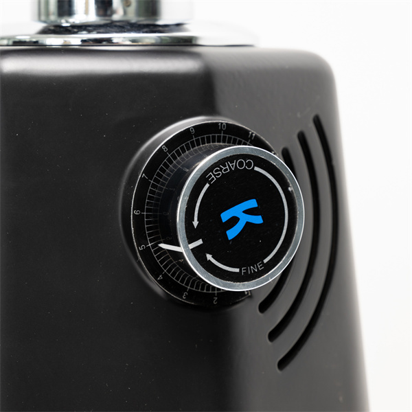 Obtenez des Tirages d'Espresso Délicieux et Cohérents grâce à un Moulin à Café Expresso Commercial de Haute Qualité