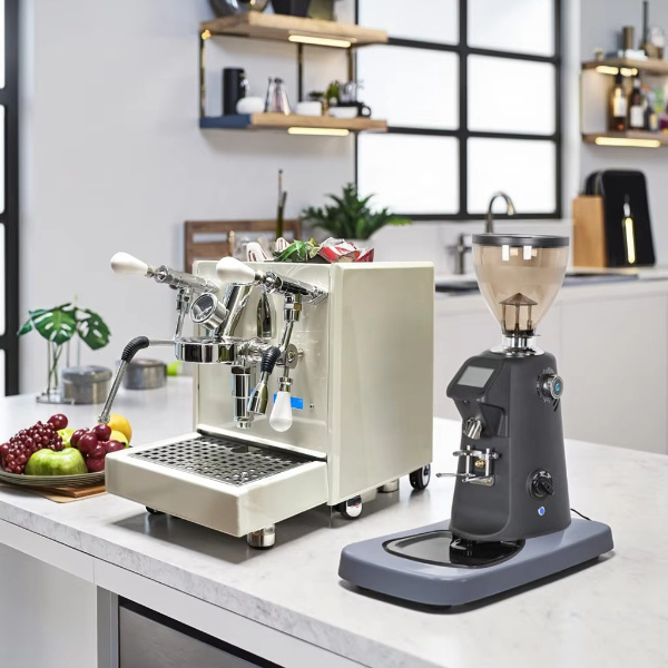 Scopri il Potenziale Totale del Tuo Caffè con l'Equipaggiamento Giusto