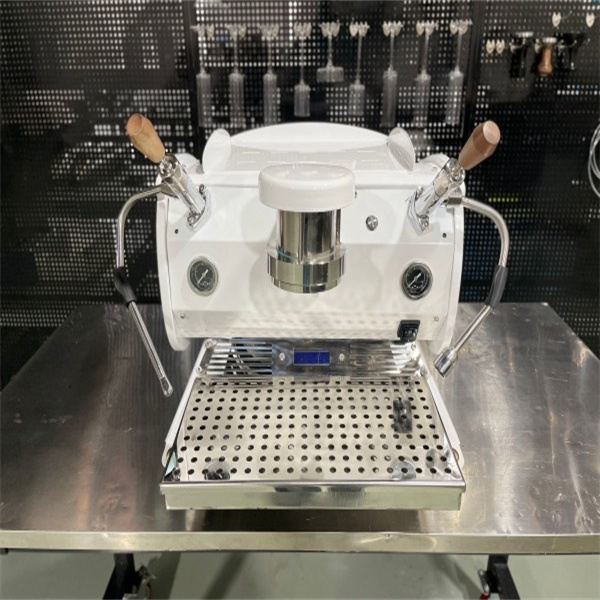 How to choose the perfect commercial espresso machine for your business