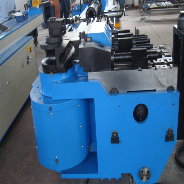 حوّل نظام العادم العادي إلى تحفة فنية