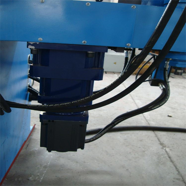 Att göra precisa böjningar med stålrorbuktningmaskin