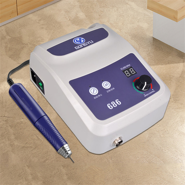 Uuenda oma Kõrnade Mängu Need Olulised Maniküürivahendid.