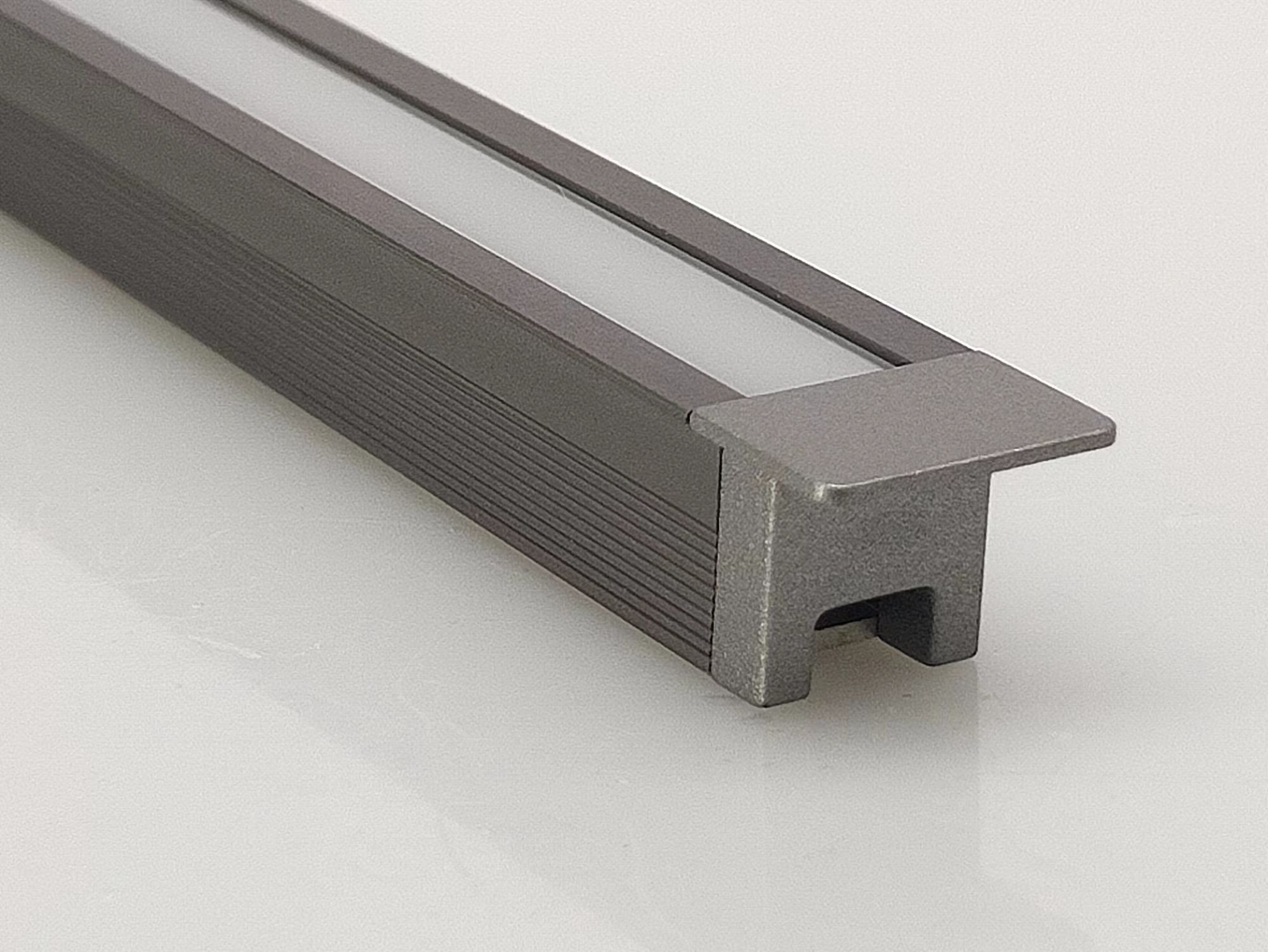 JC-2188 Plug-in Aluminum Linear Light W9.6mm x H9.8mm