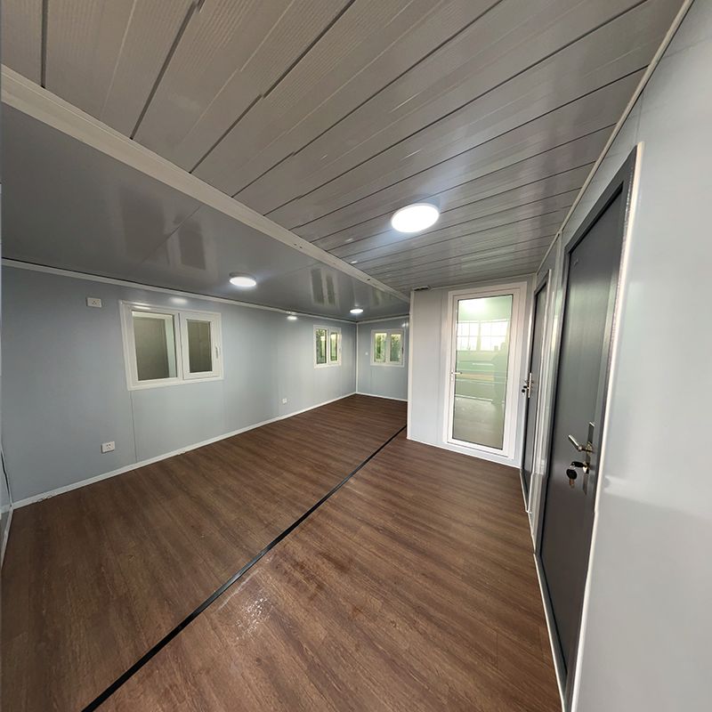 انضم إلى اتجاه الحياة البسيطة مع منازلنا الجاهزة القائمة على الحاويات