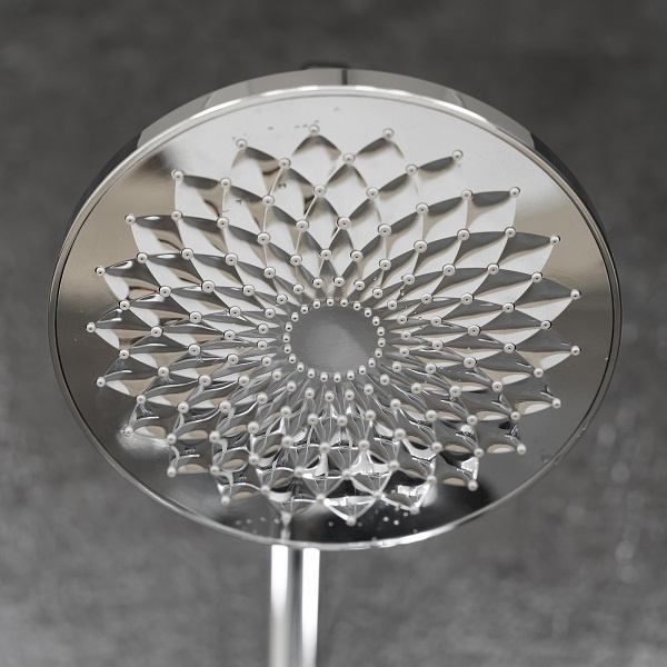 תאימו את shower שלכם לפי העדפותיכם עם קומבינציה של שOWER קבוע וידאי