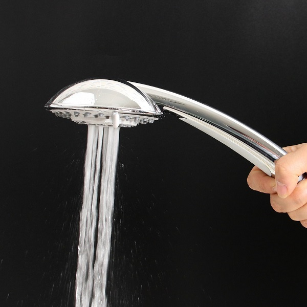 היתרונות של ראש SHOWER המרכך מים שאי אפשר להפסיד להם