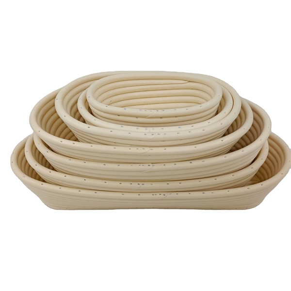 Баннетон нан себети менен нан тогузунун формасын берүү