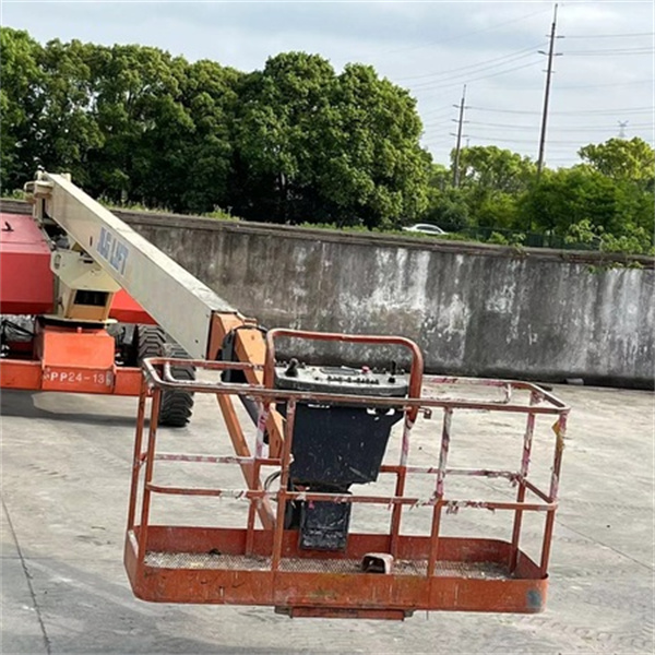 Menjelajahi Manfaat Lift Boom Teleskopik