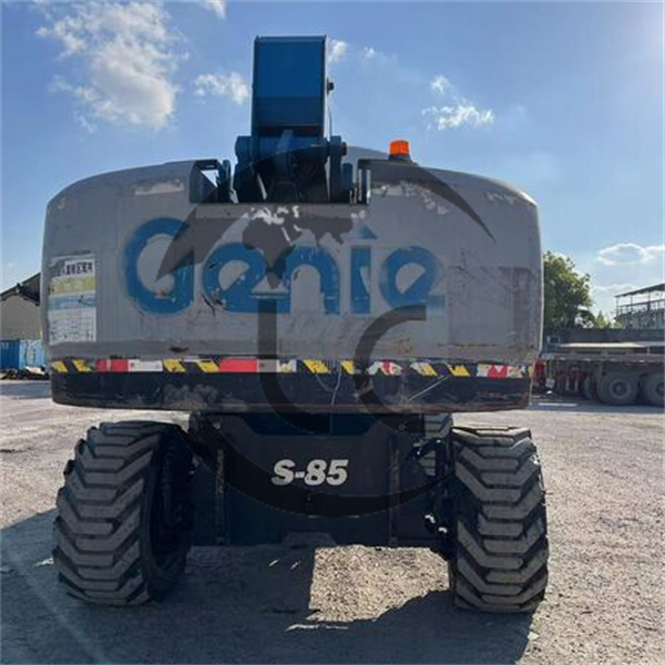 Lift Gunting Semua Terain dalam Tindakan