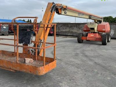 Key Features of JLG Boom Lifts You Should Know Before Renting or Buying