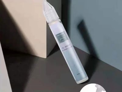 How to Design Custom Plastic Squeeze Tubes That Attract Customers
