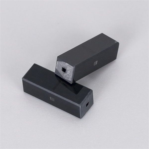 Fejlesztések a nanopórus folyásvonal területén, amelyek új tudományos felfedezéseket hoznak