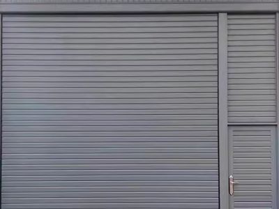 What are the daily maintenance methods for roller shutter doors
