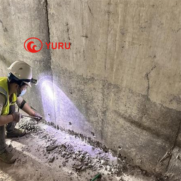 Как да осигурим правилно смесване и поставяне на бетонно налягане с инжектиране