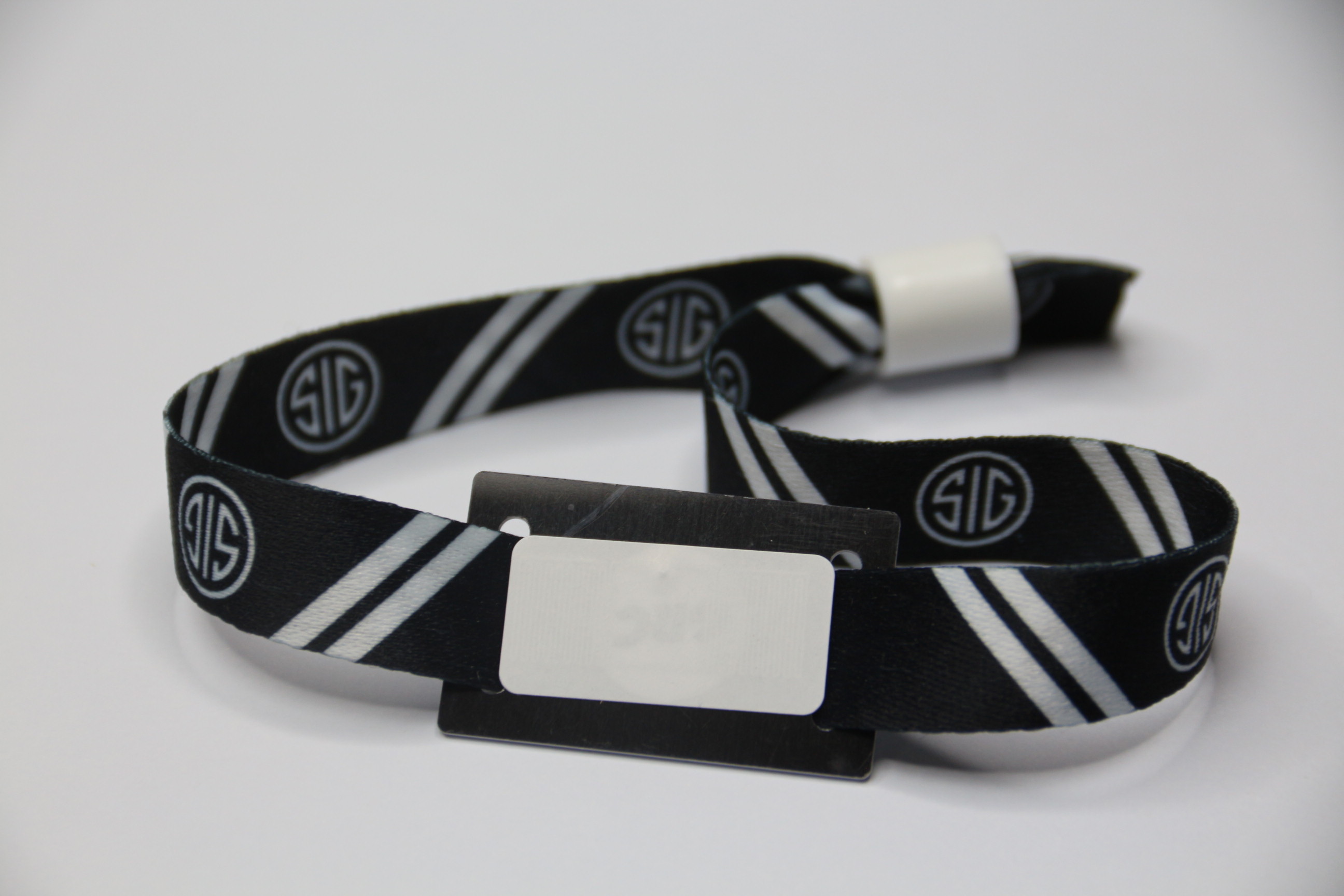 SUNLAN 13.56MHz NFC Fabric Wristband and NT213 Chip RFID Wristbands for Secure event and Convenient Access Control supplier