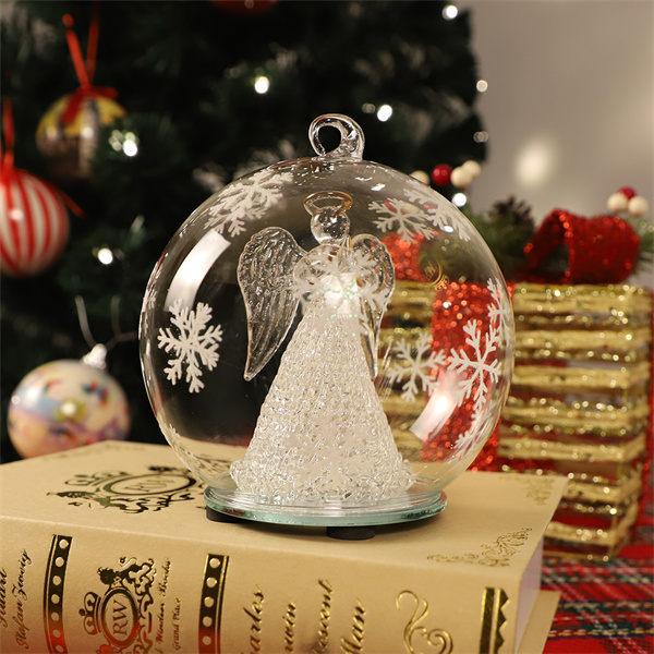 Blown Glass Ornaments for Your Yuletide Decor